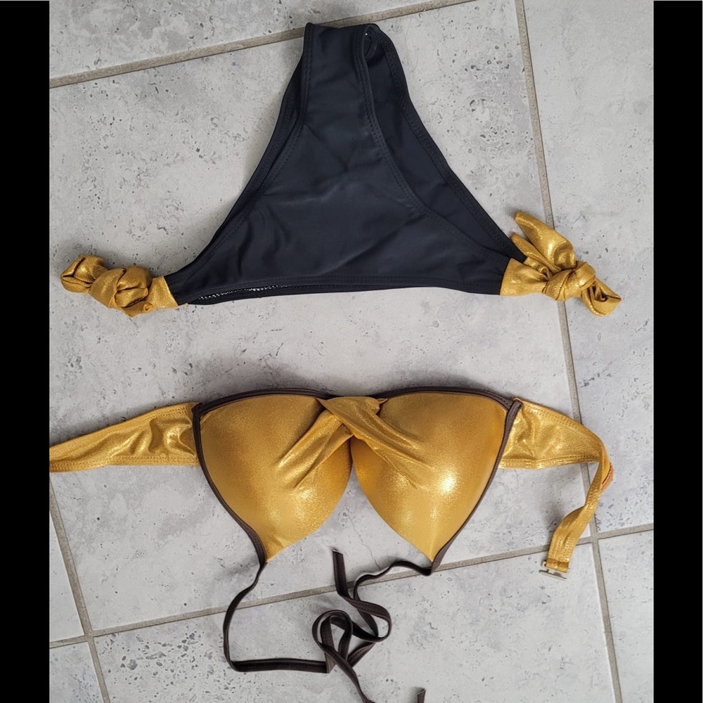 Boutique quality sexy halter bikini brNd new bandage shiny bordered bikini set - Picture 5 of 5